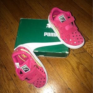 BRAND NEW TODDLER SNEAKERS