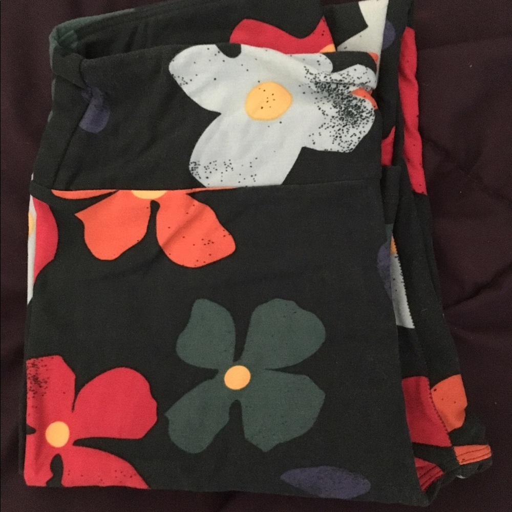 NWOT OS LuLaRue leggings