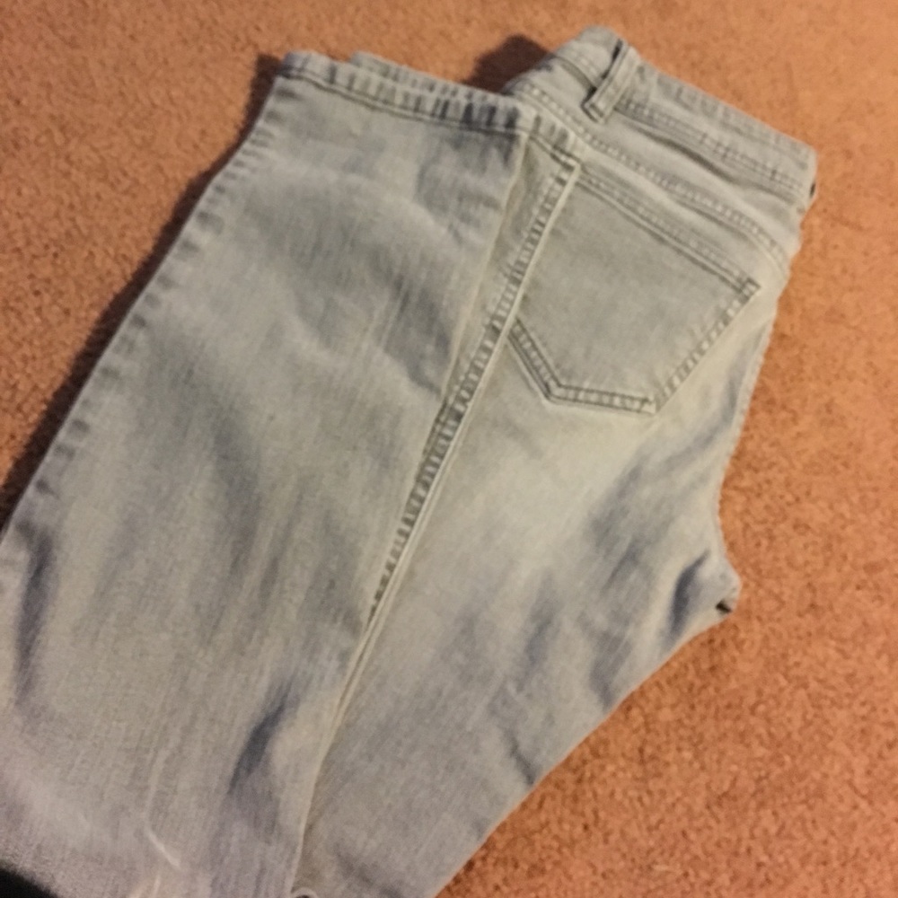 🔴SALE LIGHT GRAY SKINNY JEANS