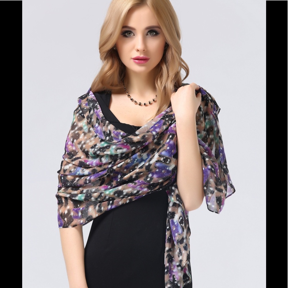 104 Purple and black Silk scarf