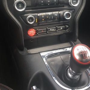 Meet your Posher, Micah