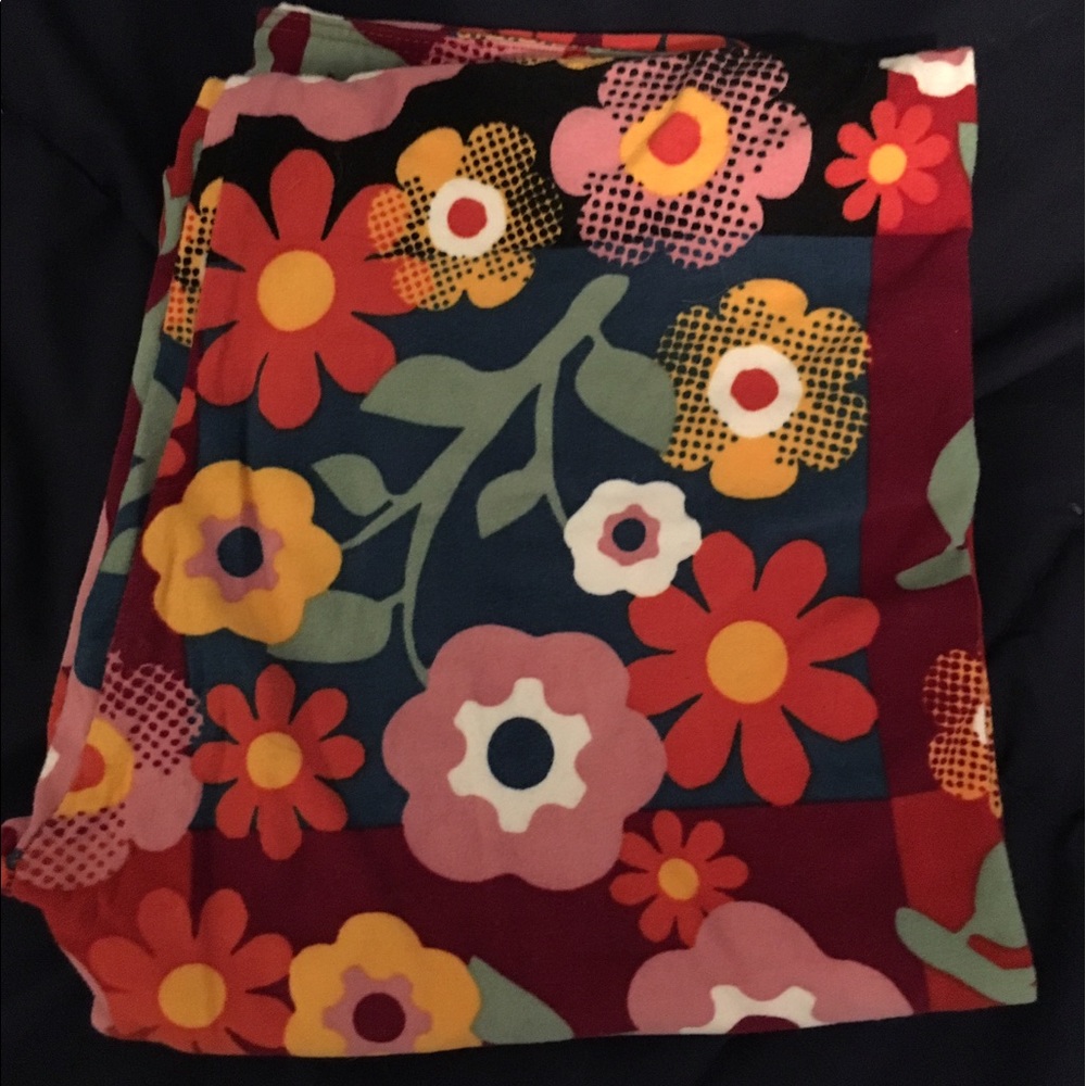 NWOT OS LuLaRoe leggings