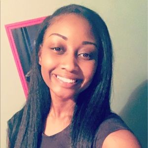 Meet your Posher, Joi