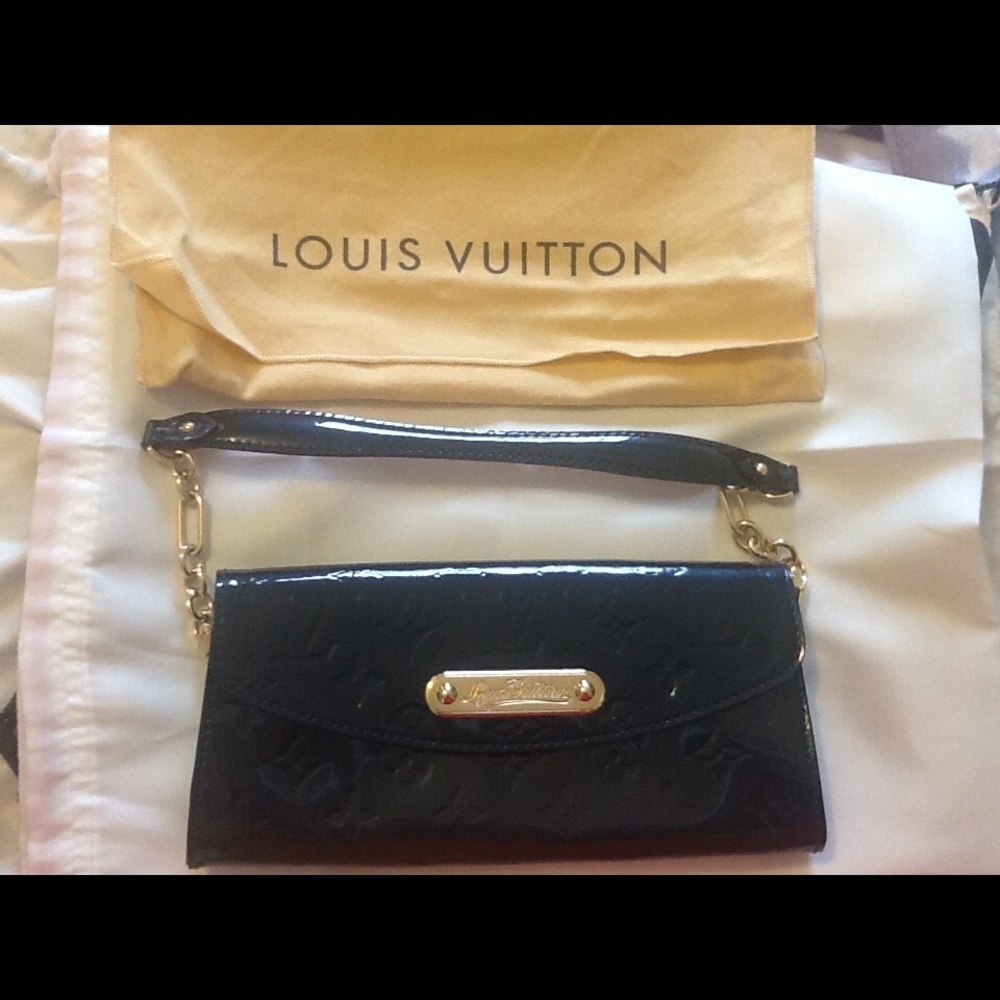 **SOLD***Louis Vuitton sunset boulevard clutch