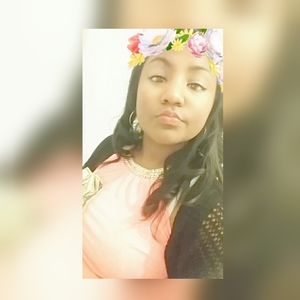 Meet your Posher, Alexandra