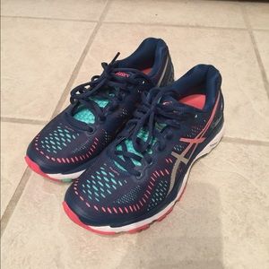 Worn less than 5 miles Asics  Kayano 23 - 7