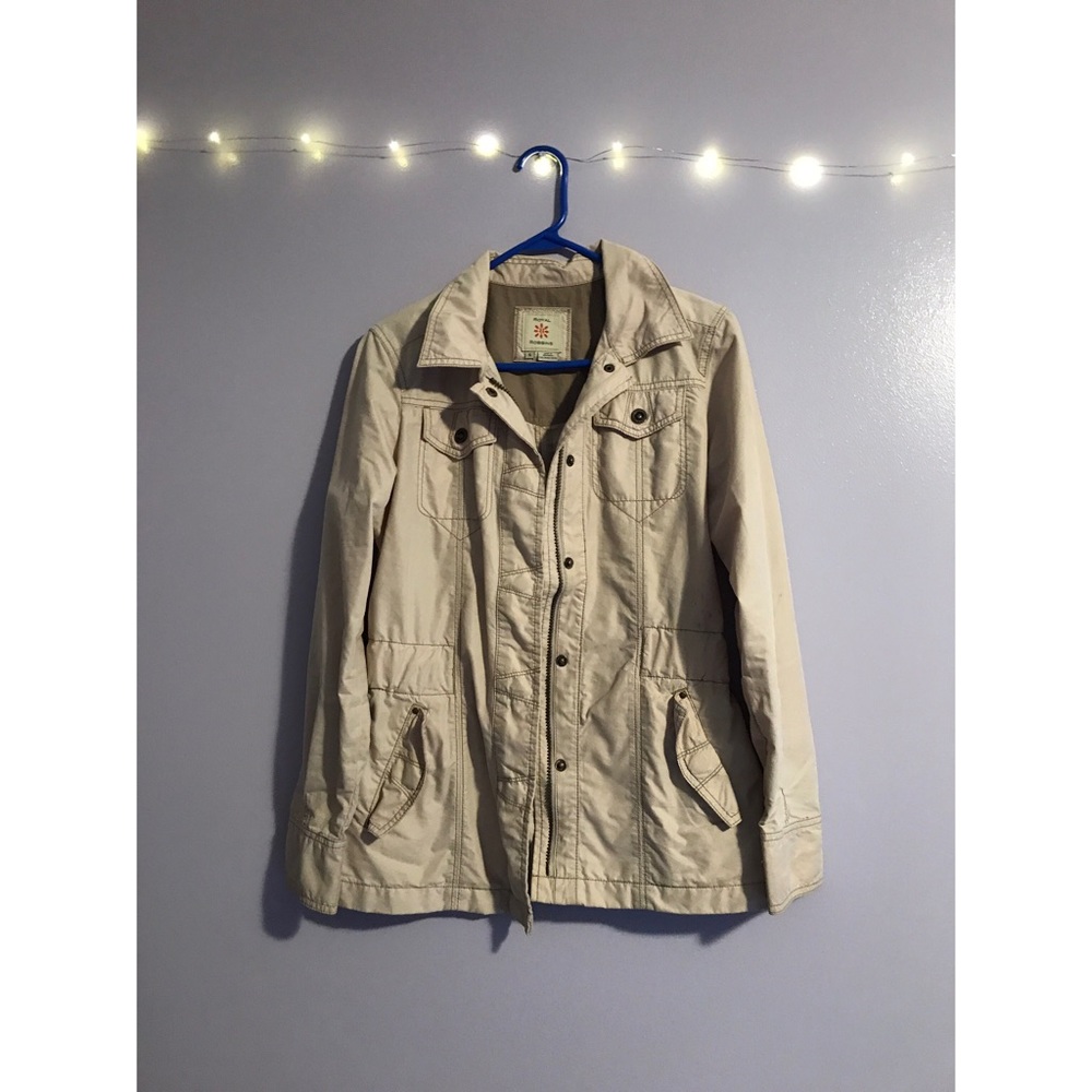 Royal Robbins tan fall coat