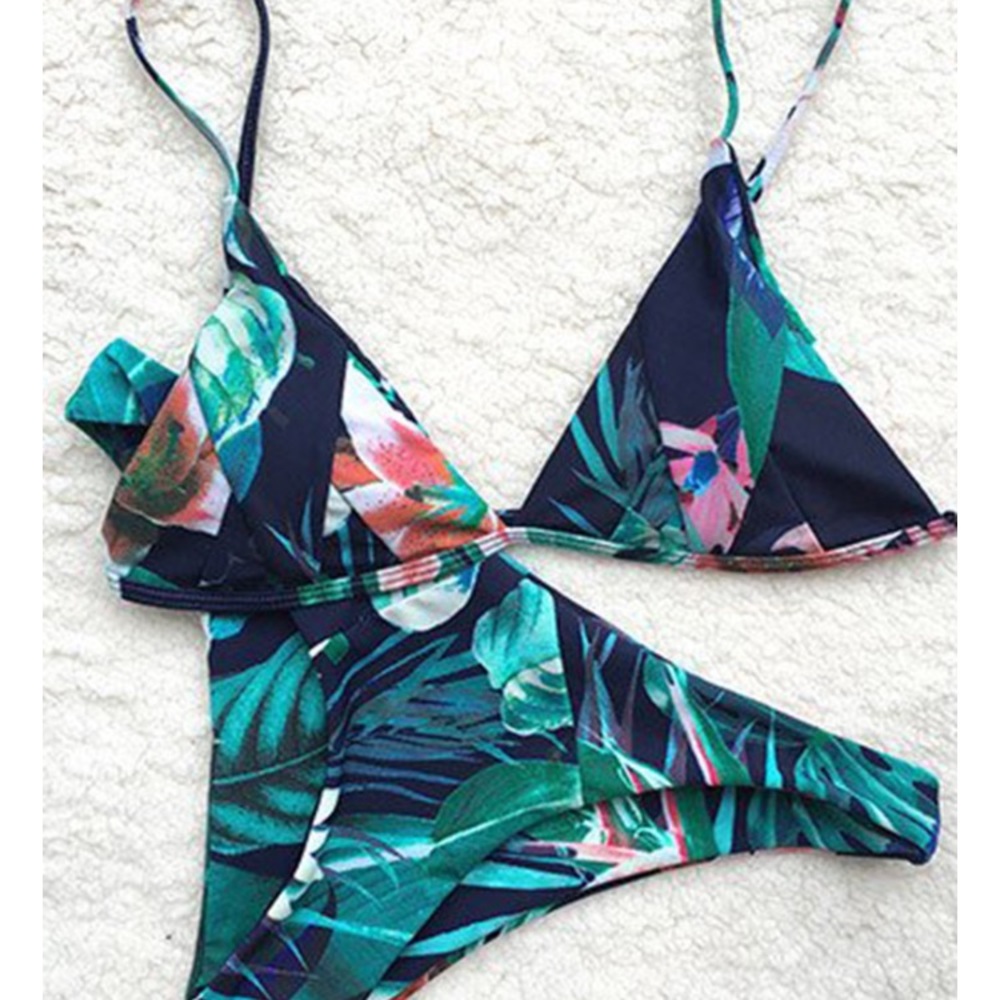 Cupshe Classic Themed Spliced Bikini