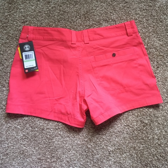Under Armour women's water resistant shorts - Picture 2 of 2