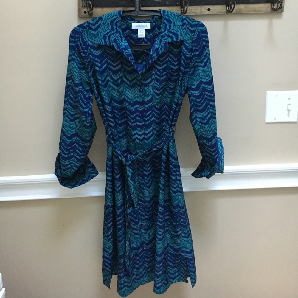 Maternity shirt-dress