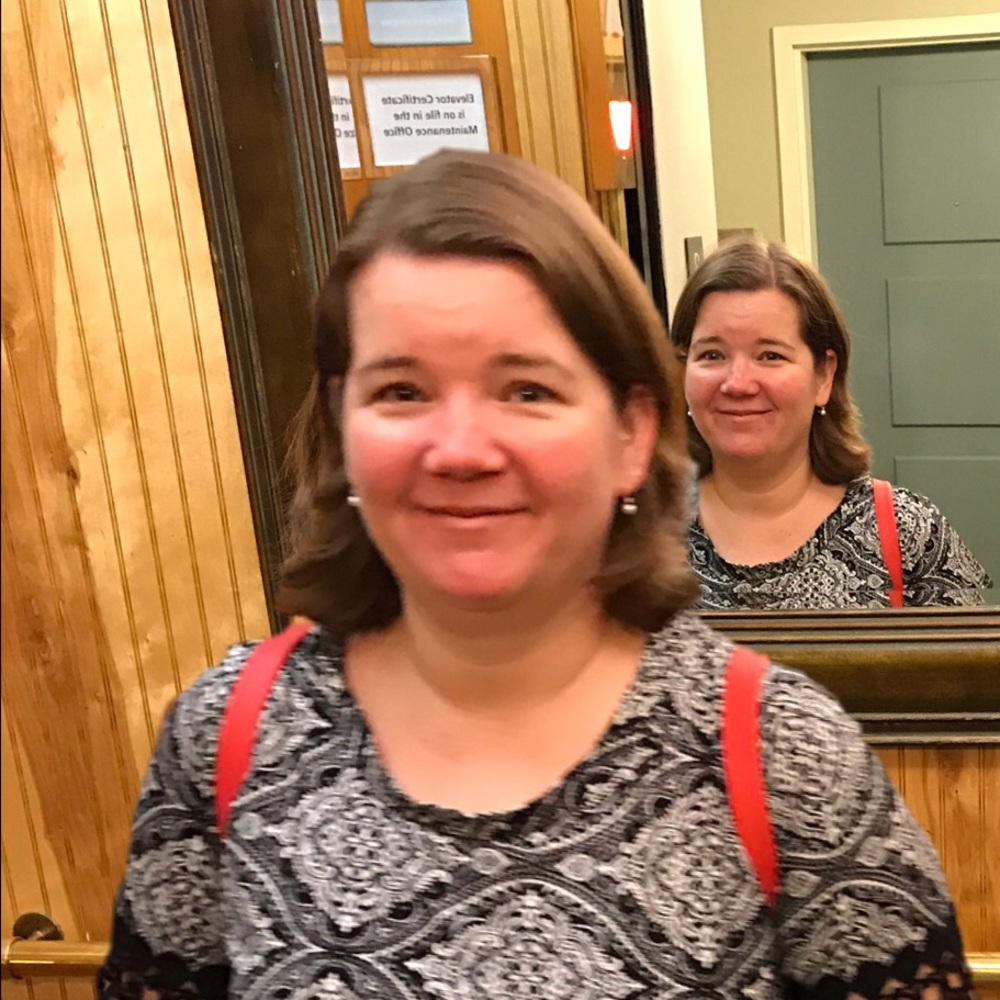 Meet your Posher, Caroline