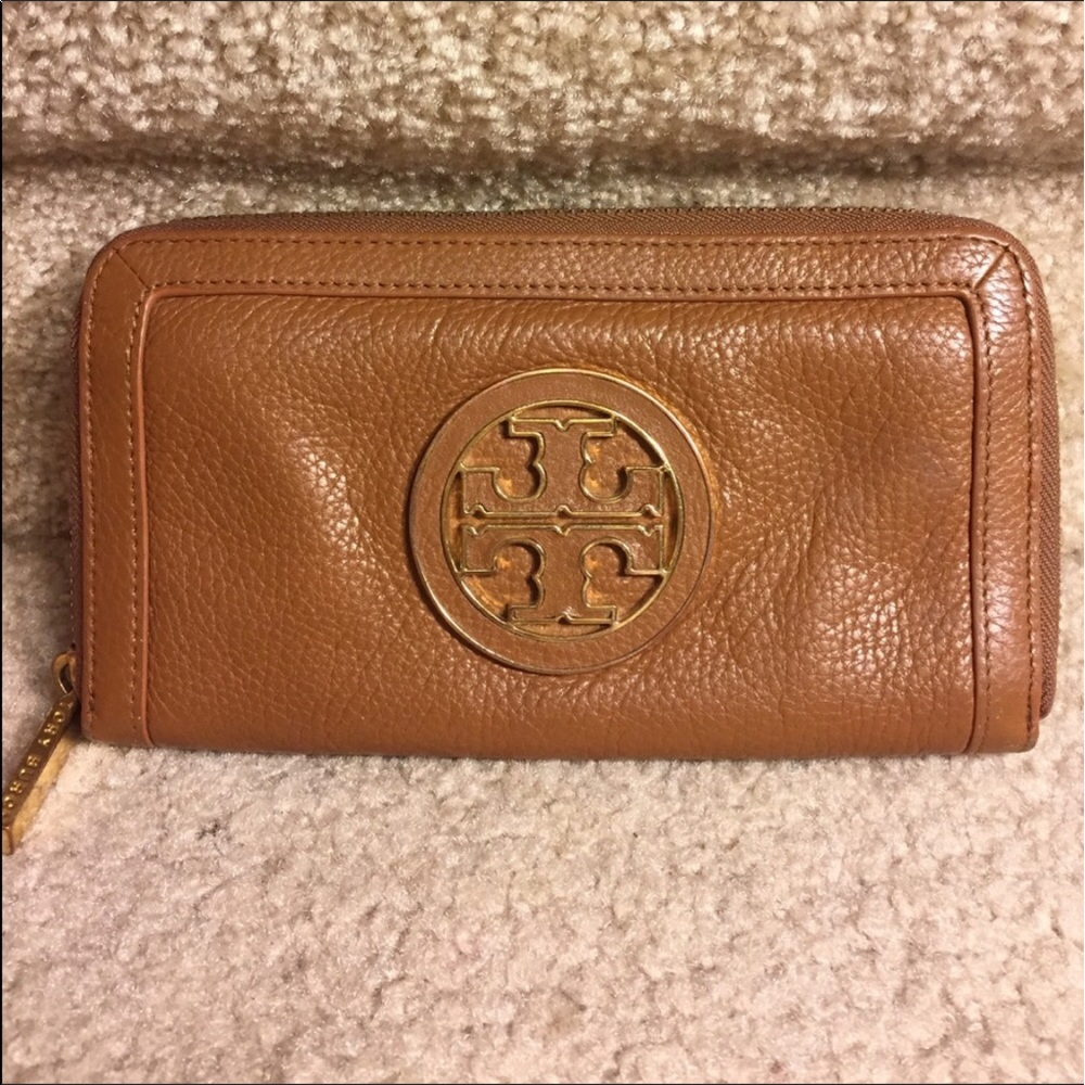 Tory Burch Amanda Wallet