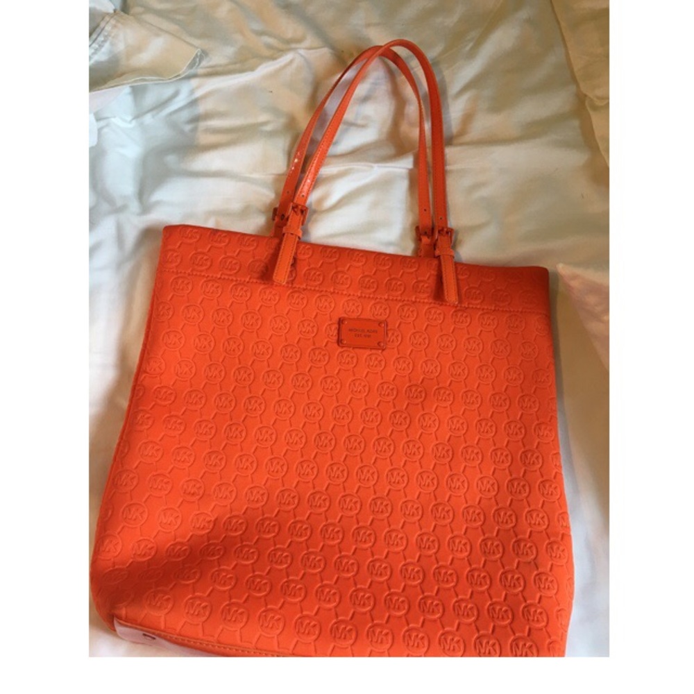 Michael Kors summer tote!