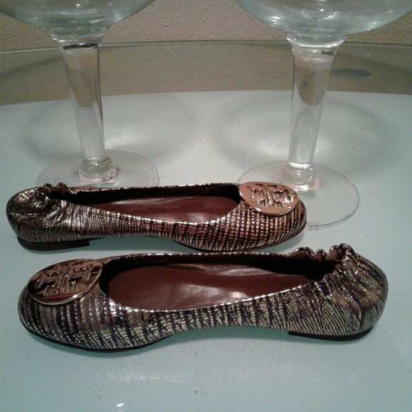 โSOLDโ๐๐Tory Burch Reva flats๐๐ - Picture 3 of 4