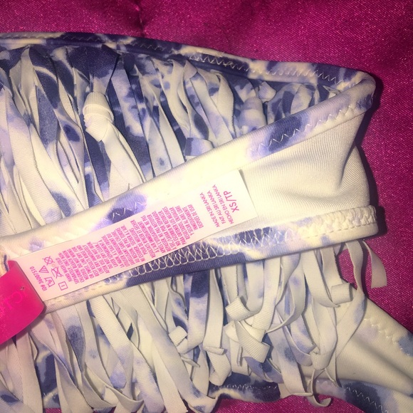 Victoria's Secret Bathing Suit Top - Picture 4 of 4