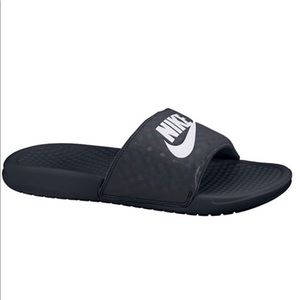 Nike black slides