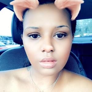 Meet your Posher, April