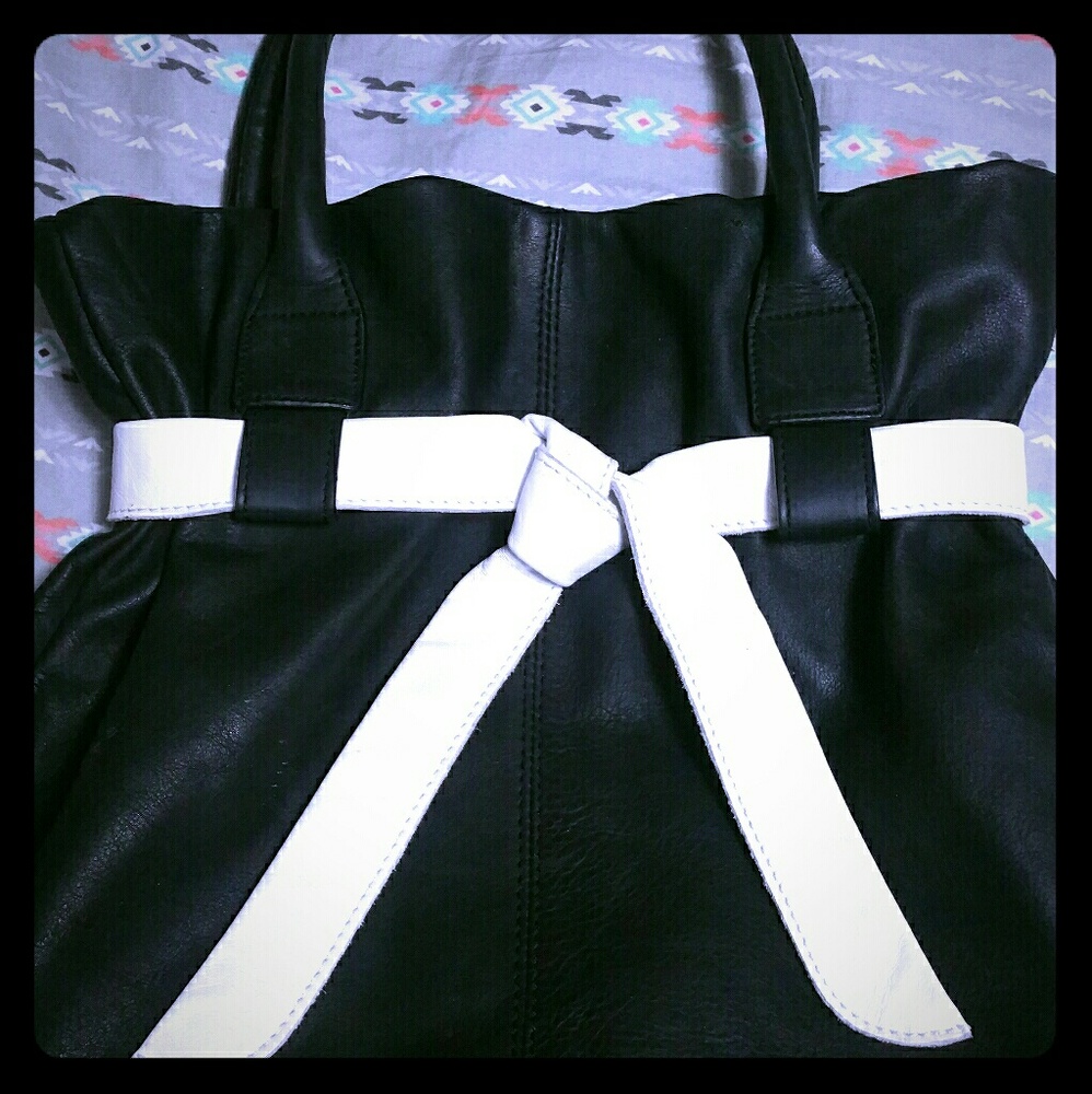 Doncaster Genuine Leather Handbag