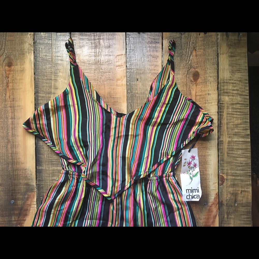 Printed Ruffle Dress - Picture 2 of 3