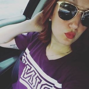 Meet your Posher, Dana