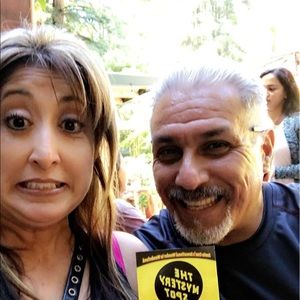 Meet your Posher, Monica