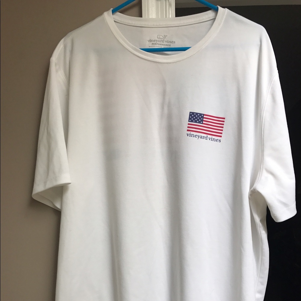 Men's Vineyard Vines Performance Tshirt, size XXL