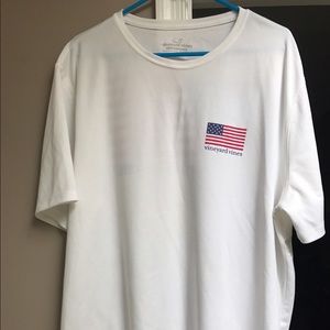 Men's Vineyard Vines Performance Tshirt, size XXL