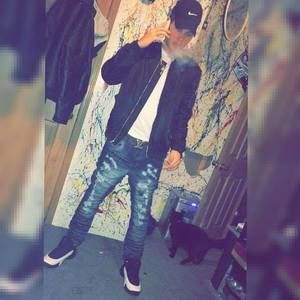 Meet your Posher, Christopher