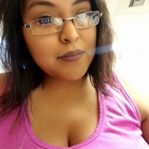 Meet your Posher, Leslie