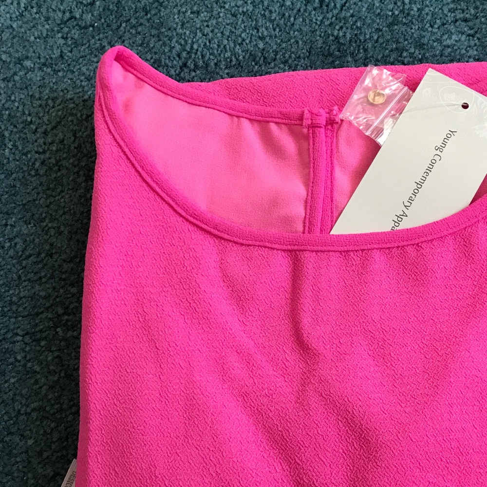 ❗️LAST-M❗️ Barbie Pink Scallop Mini Dress - Picture 3 of 3
