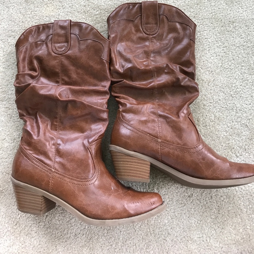 Jessica Simpson cowgirl boots