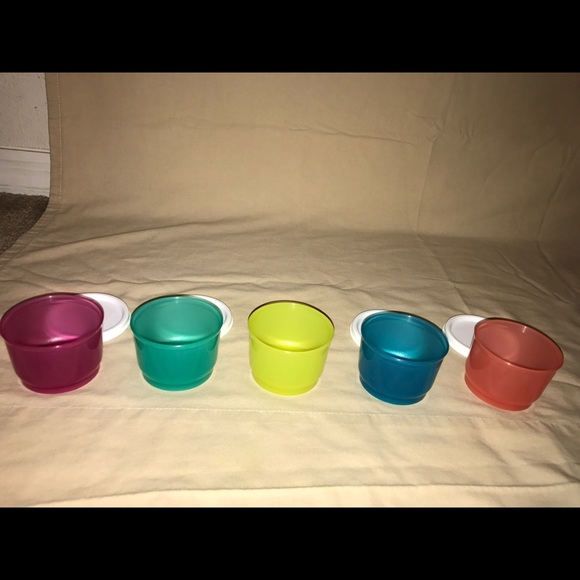 Tupperware Snack cups - Picture 2 of 2