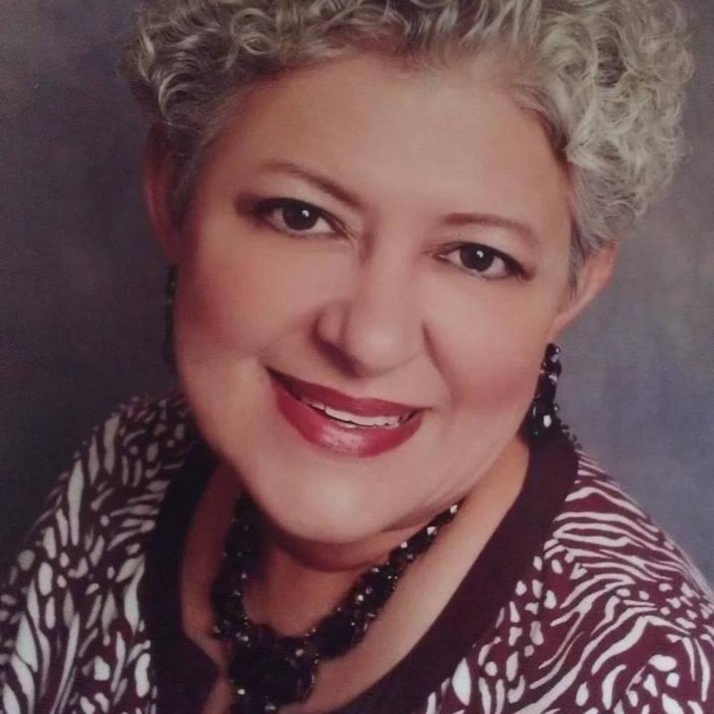 Meet your Posher, Alma