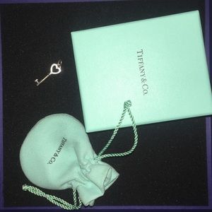 Tiffany key to my heart pendent w/out chain