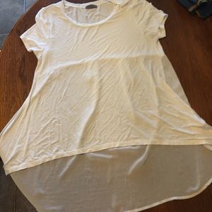 White hi-low t-shirt