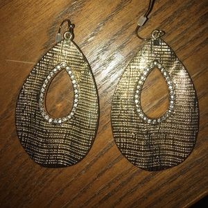 Gold Avon Dangle Earring