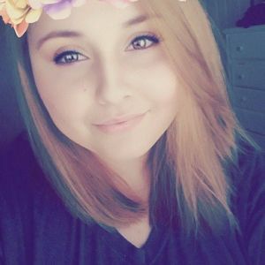 Meet your Posher, Leah