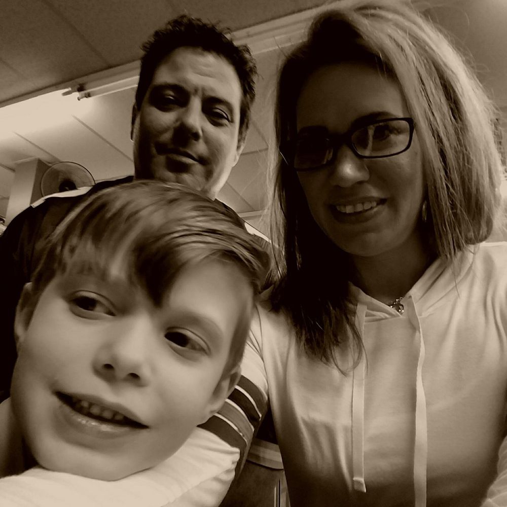 Meet your Posher, Dennis