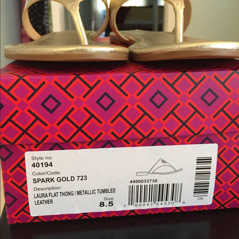 Tory Burch "Laura" GOLD Metallic Leather sandals - Picture 6 of 8