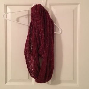 $4 in Bundle Burgandy sequin infinity scarf.