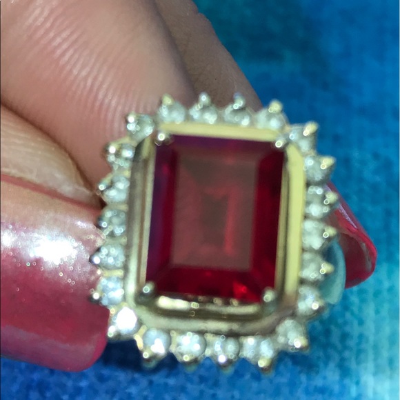14k Ruby and diamond ring - Picture 2 of 3
