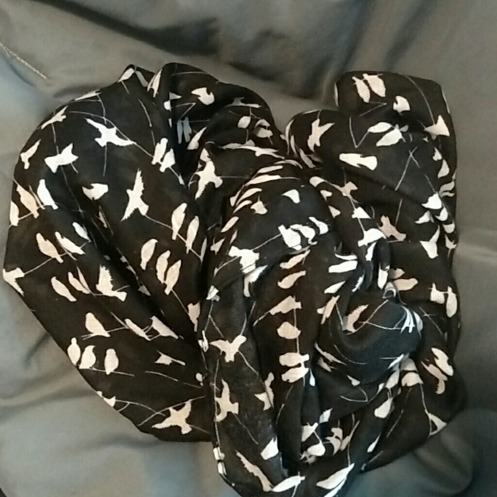 Stitch Fix bird print infinity scarf