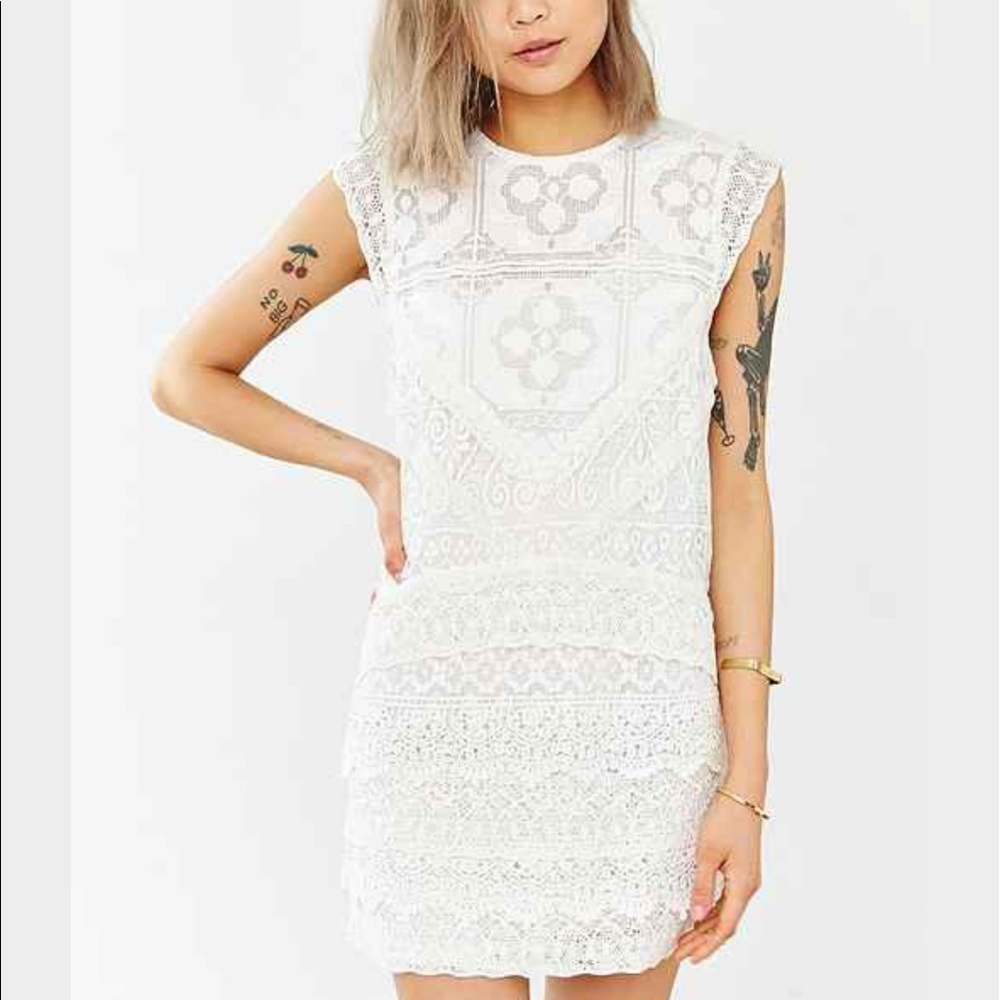 Kimchi Blue Mary Mac Lace Dress - White