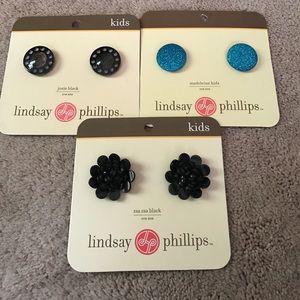 Lindsay Phillips snaps. Brand new.