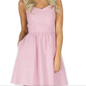 Lauren James Garrison. Size med.