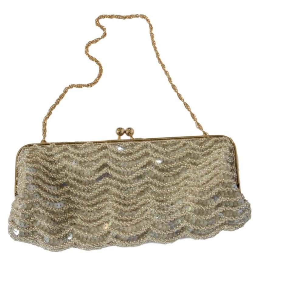 Silver sequins clutch