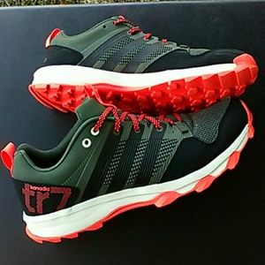 Adidas Kanadia TR 7. Men's size 11 AWESOME!!
