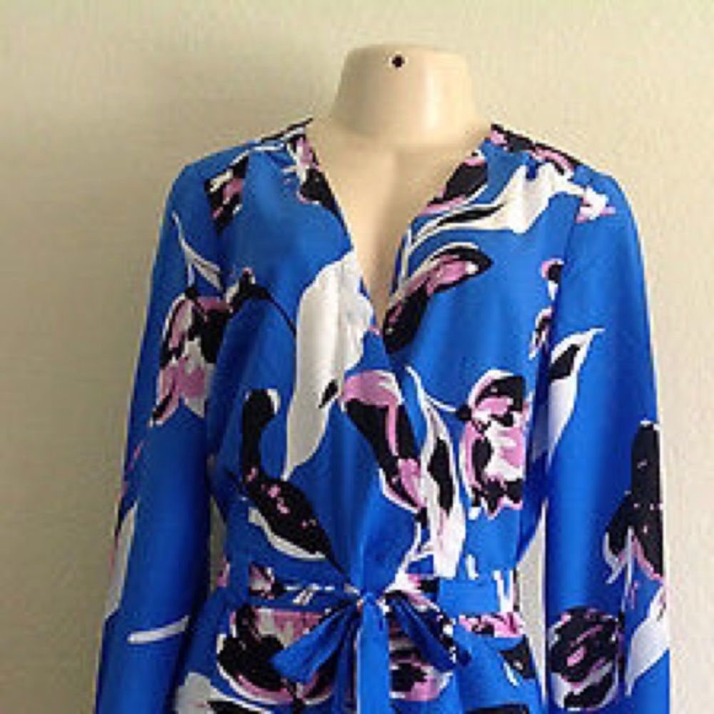 Fleur Bleue Crossover V-neck Floral Print Romper