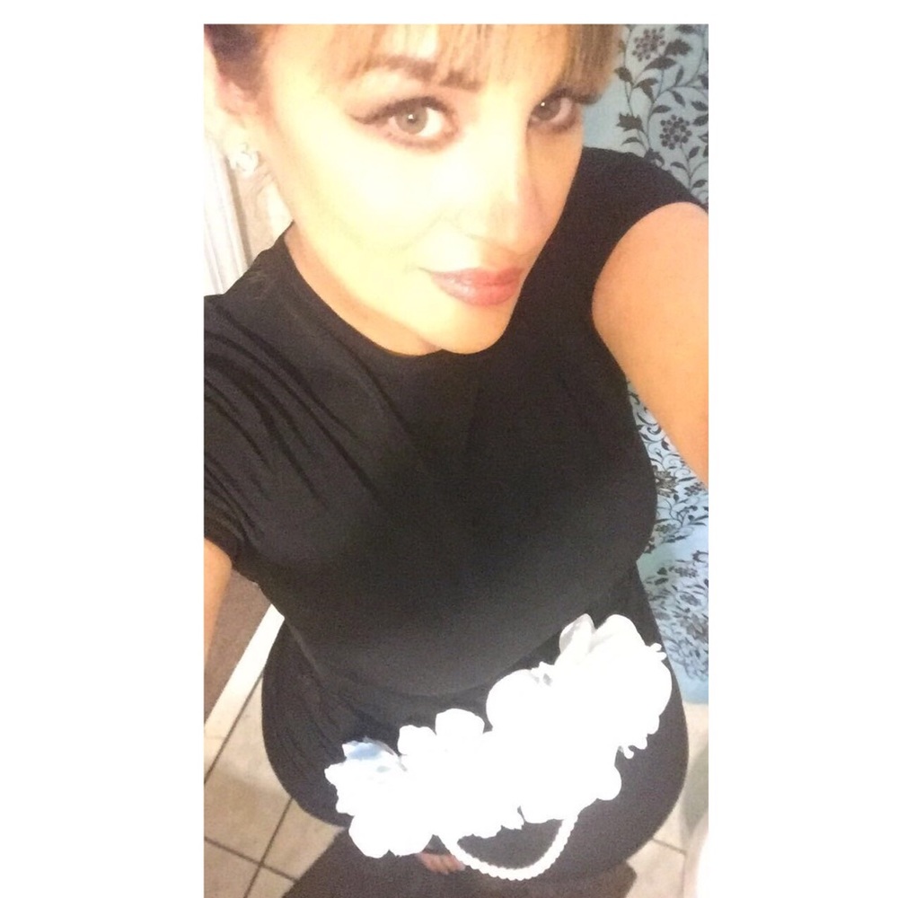 Meet your Posher, Mireya