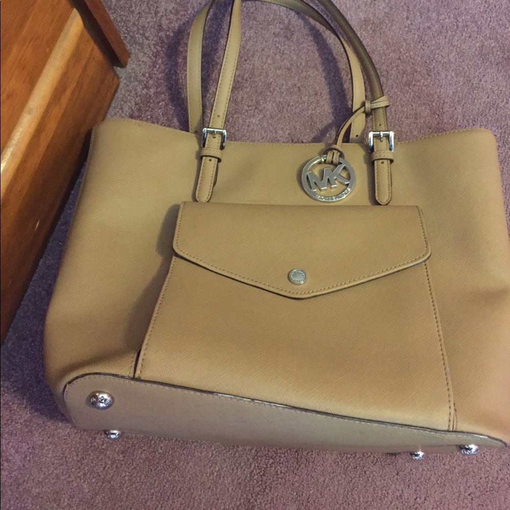 Michael kors purse